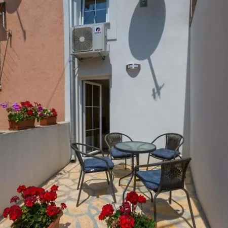 Ferienhaus Fuer 4 Personen Ca 47 Qm In Crikvenica, Kvarner Bucht Und Umgebung *